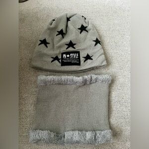 Gray Star Beanie and Scarf Set for Kids